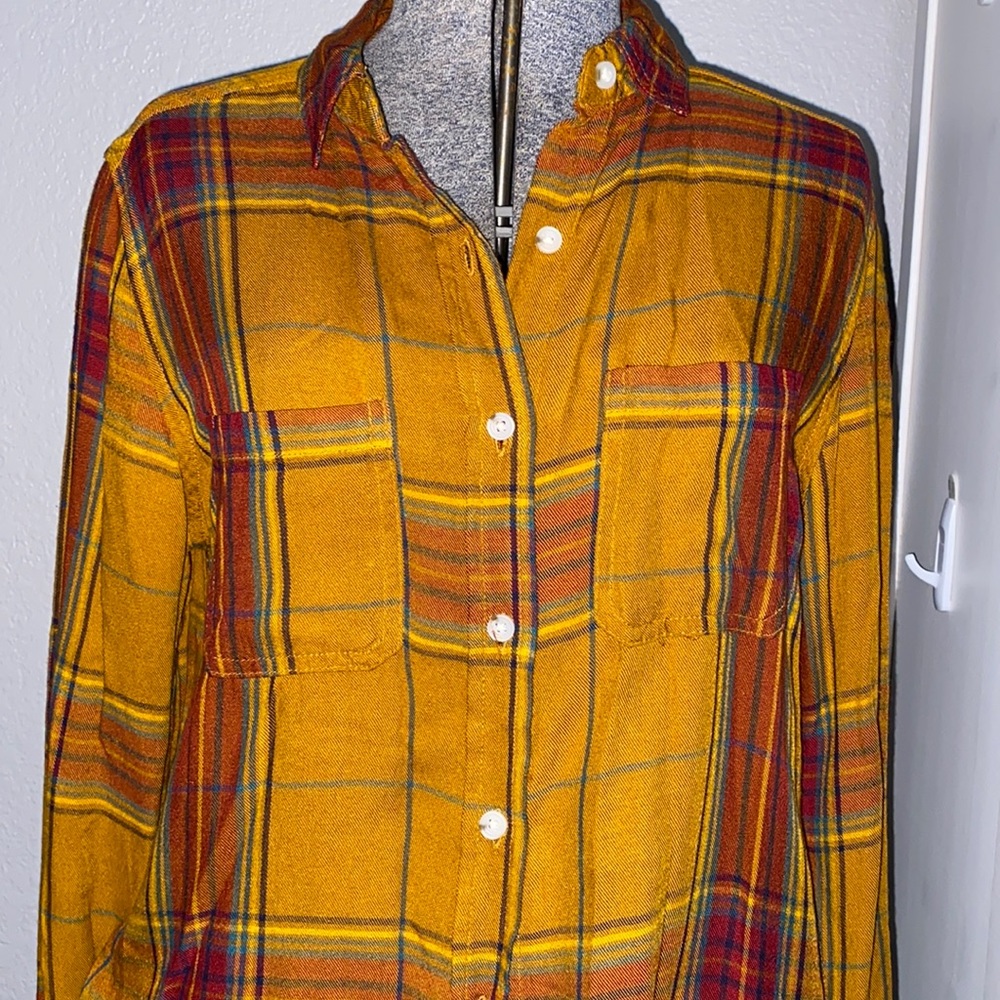 Lightweight button down with flannel print